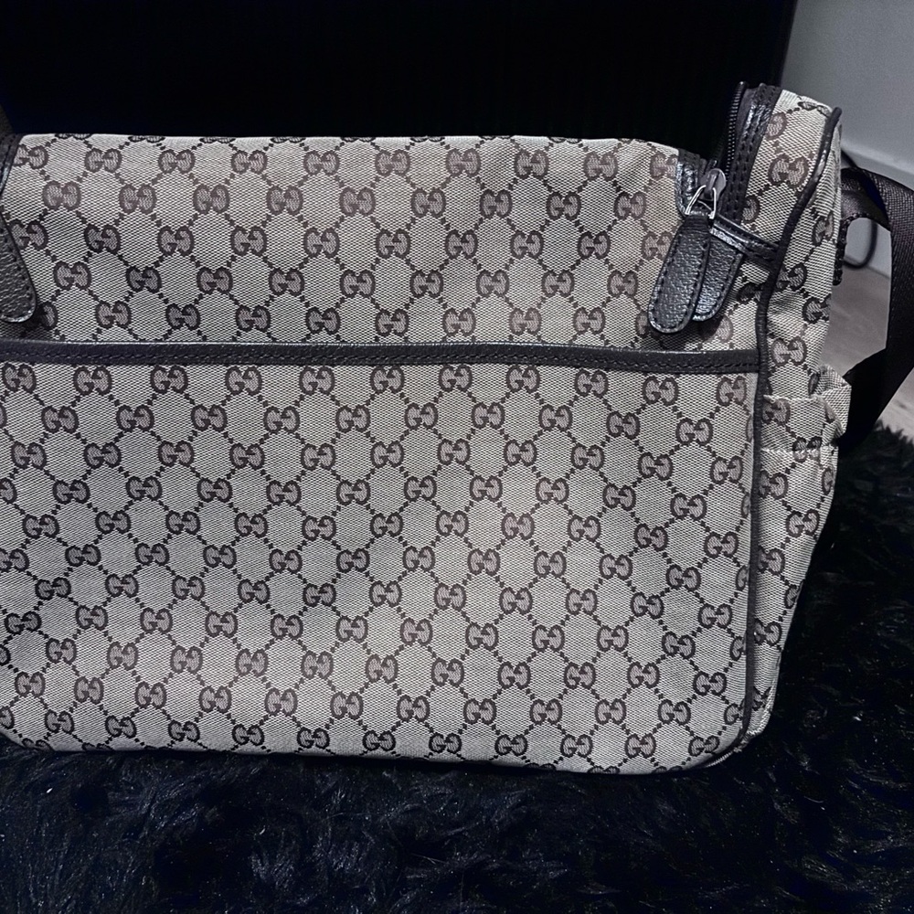 Gucci Beige and Brown Baby Bag - Picture 5 of 7